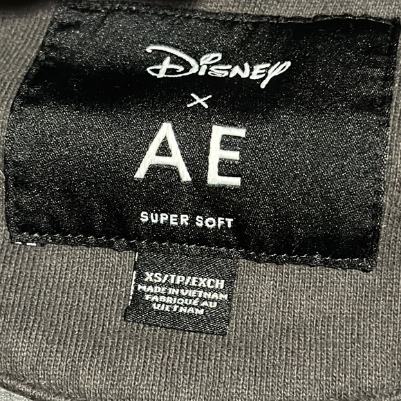 Disney X American Eagle Sweater - Picture 8 of 9